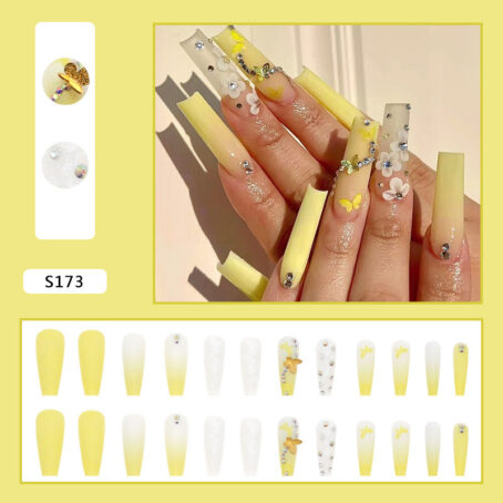 3D Shiny Diamond In The Debris Nail Art - Image 2